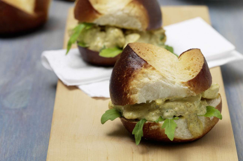 Petits pains de Sils farcis au poulet