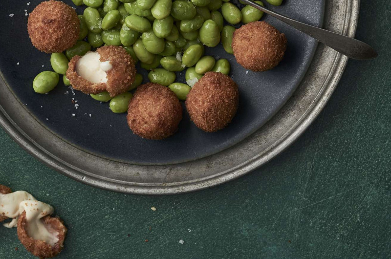 Boules de mozzarella avec edamame