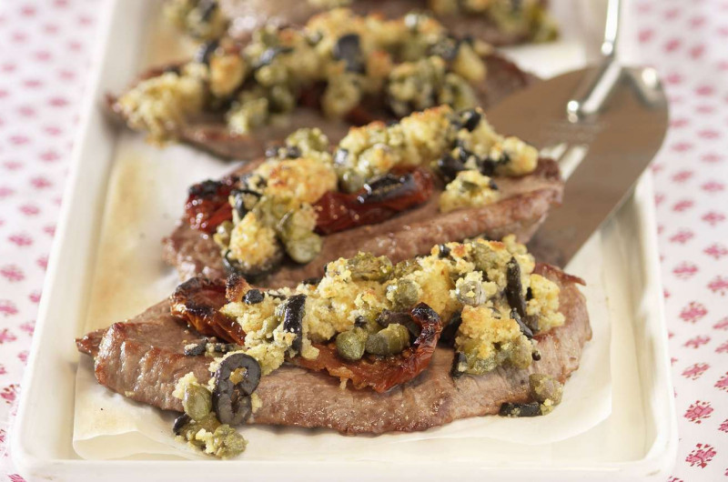 Tranches de bœuf gratinées aux tomates séchées