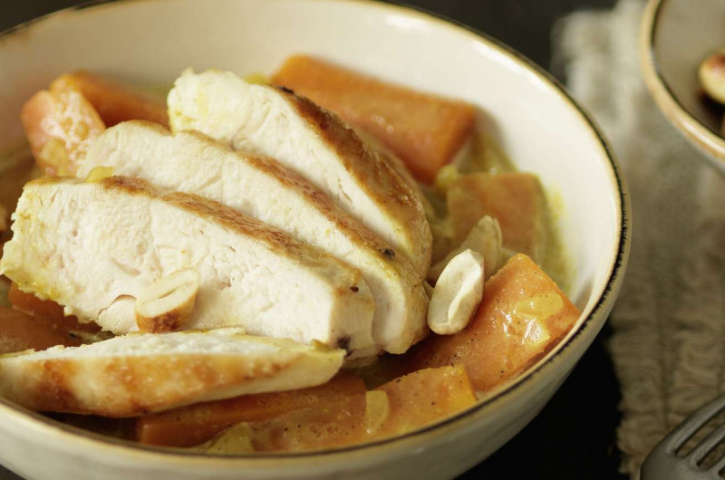 Carottes au curry avec poulet
