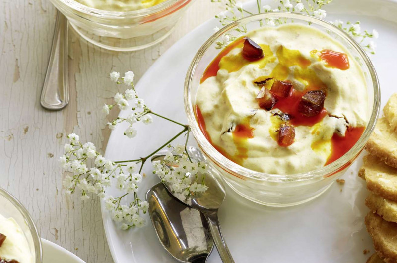 Crème de riz safranée avec dattes