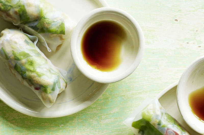Rouleaux d’été farcis au tofu et laitue pommée