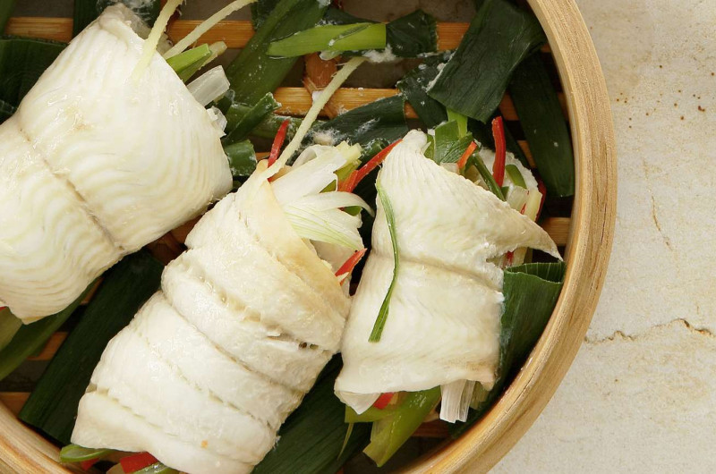 Paupiettes de poisson à la vapeur avec gingembre