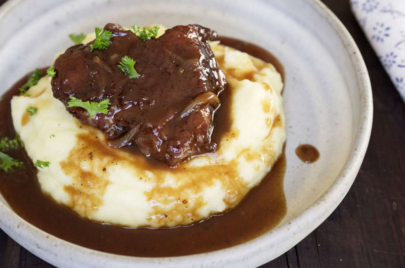 Joues de veau braisées avec écrasée de pommes de terre