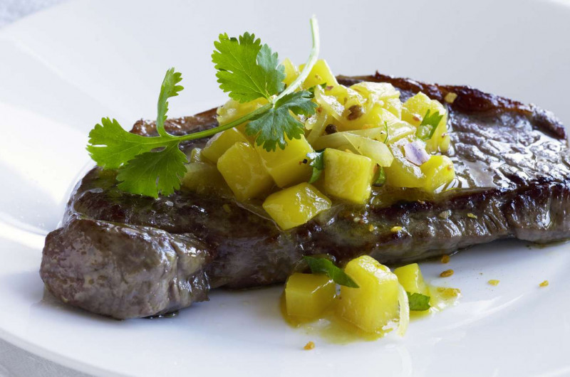 Entrecôte à la sauce curry-mangue