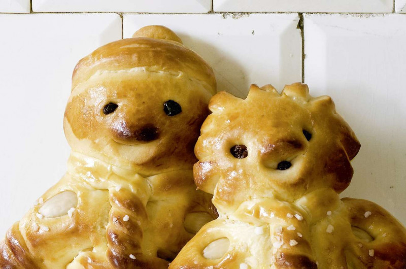 Bonshommes en pâte avec amandes