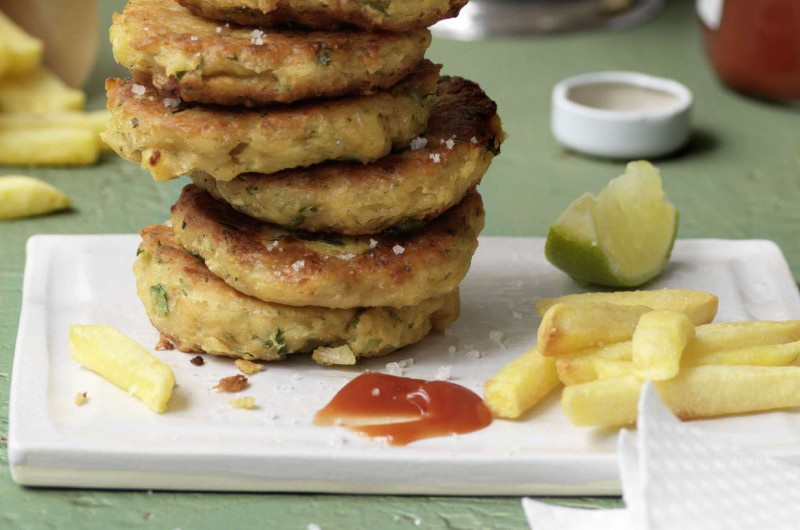 Galettes de pois chiches avec frites
