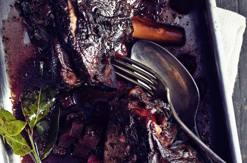 Jarrets d’agneau braisés au vinaigre balsamique