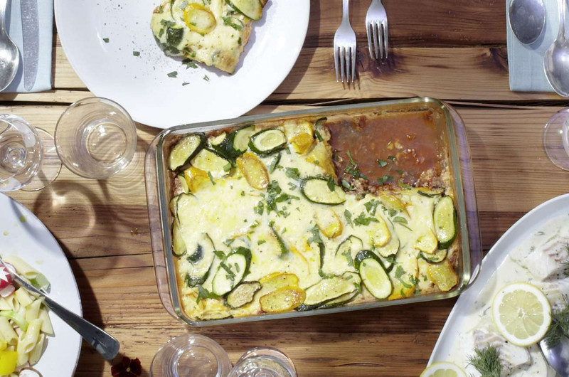 Gratin aux courgettes et à la viande hachée