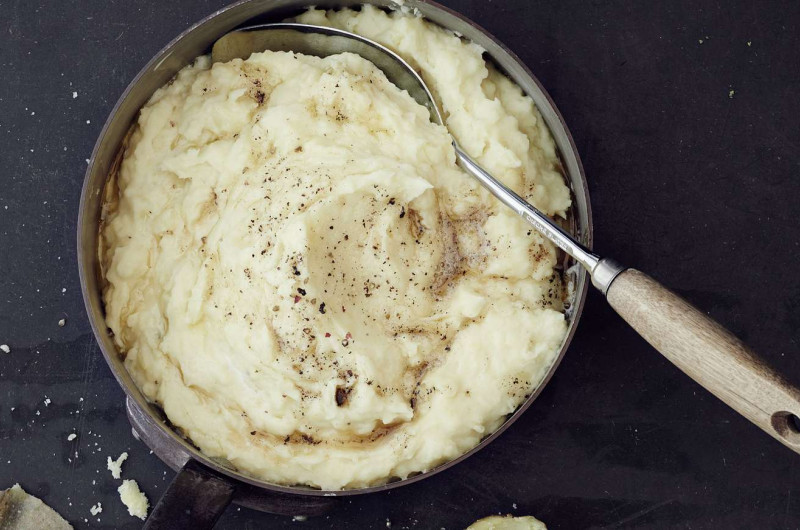 Purée de pommes de terre aux fèves tonka