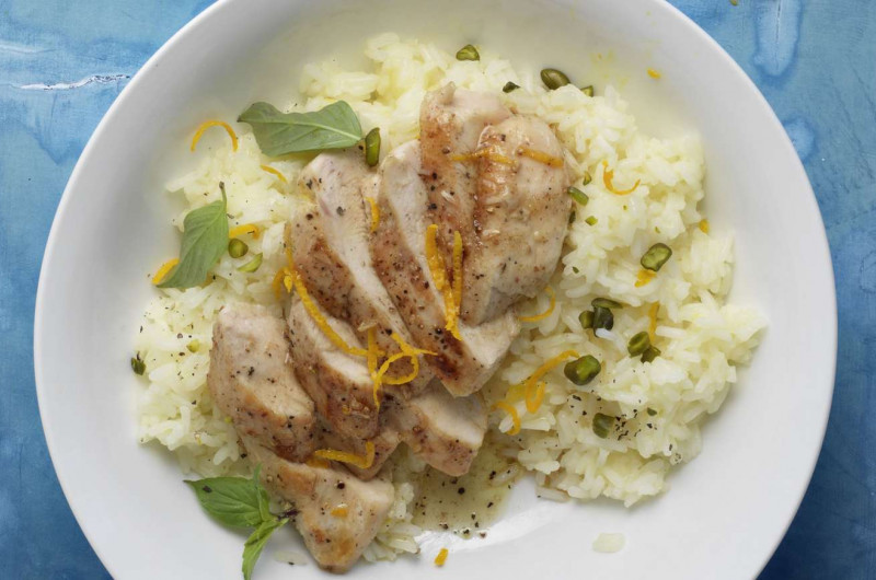 Riz au jasmin à l’orange avec poulet au miel