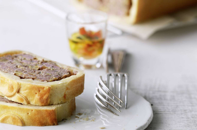 Pâté en croûte froid à la viande hachée