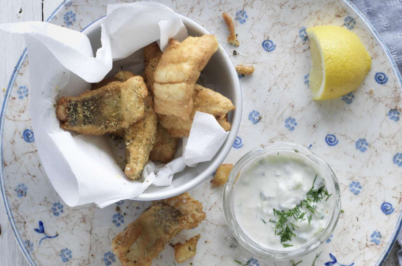Beignets de féra et raïta