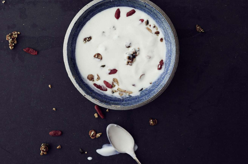 Kéfir avec granola au quinoa