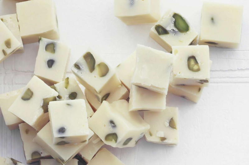 Fudge au chocolat blanc et aux pistaches