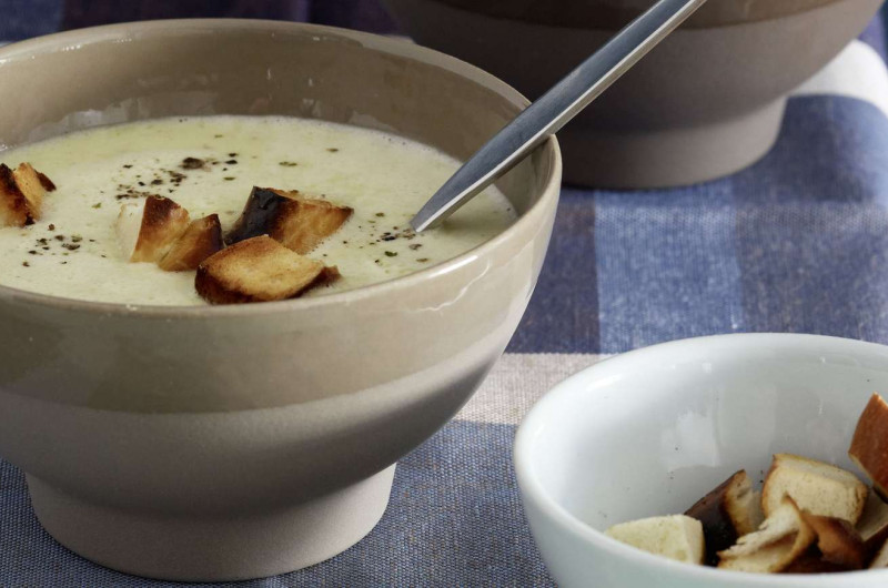 Velouté à la moutarde avec croûtons
