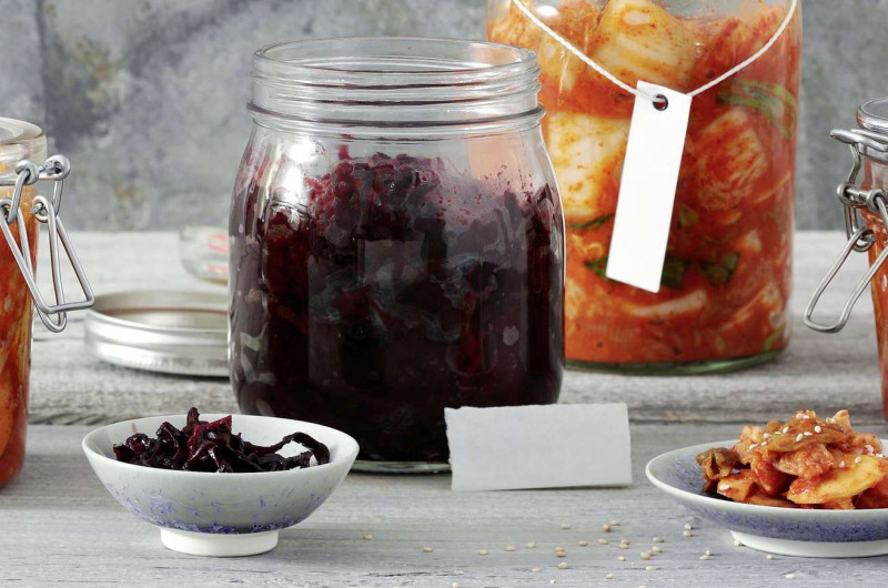 Kimchi de chou rouge à la betterave rouge