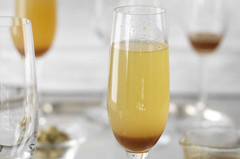 Prosecco à l’ananas parfumé à la cardamome