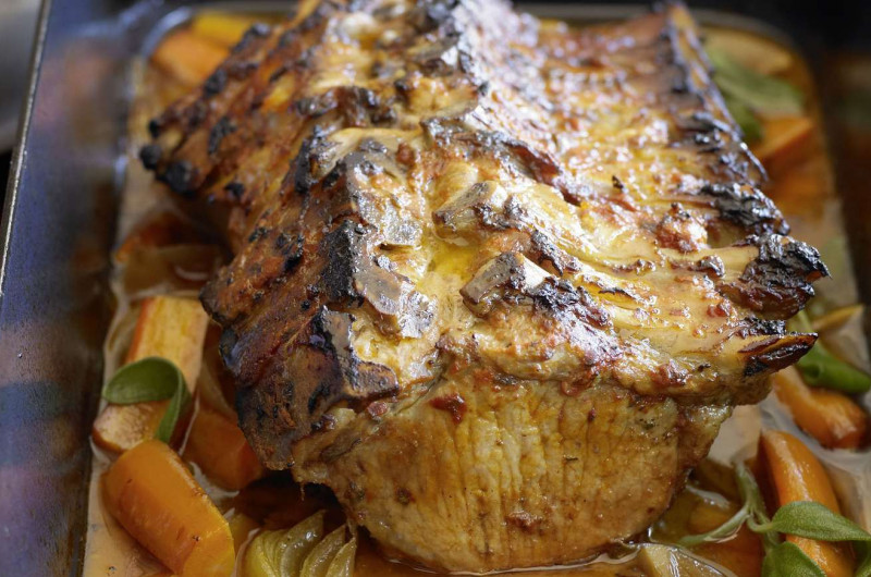 Carré de porc rôti aux carottes