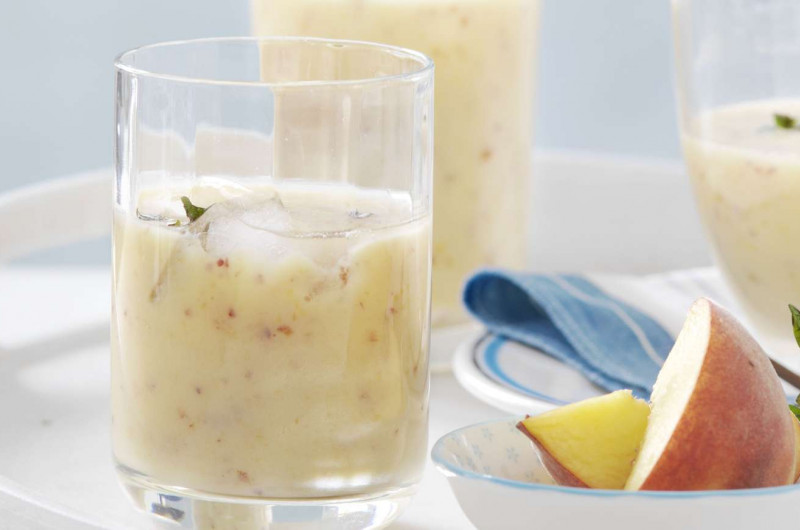 Drink au petit-lait à la pêche