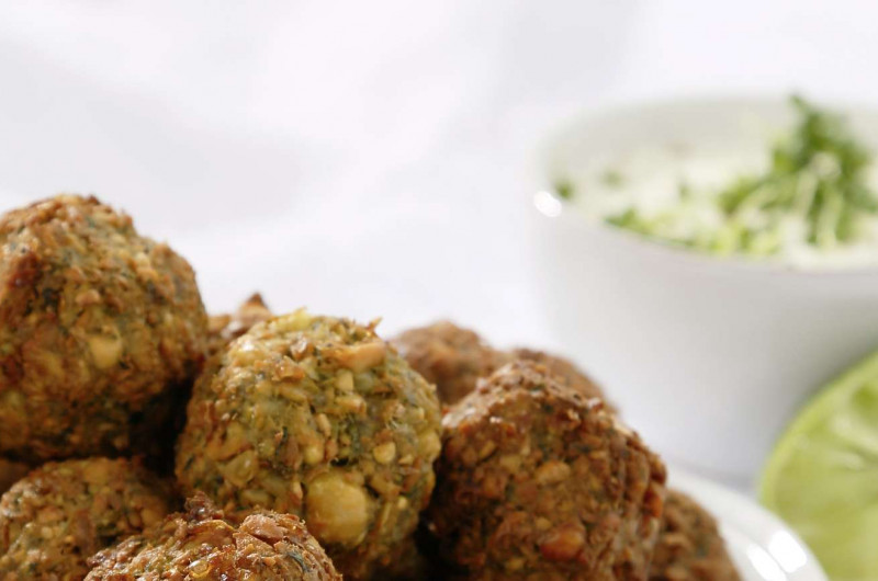 Boulettes de pois chiches et de pignons