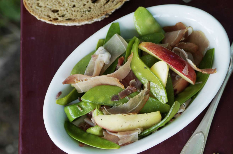 Salade de pois mange-tout aux pommes