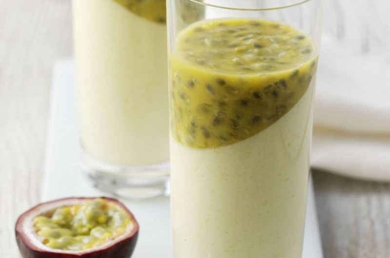 Mousse à la mangue avec fruits de la passion
