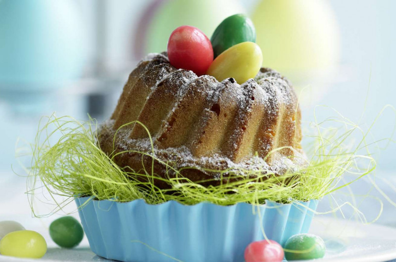 Minikouglof à la pomme et aux amandes
