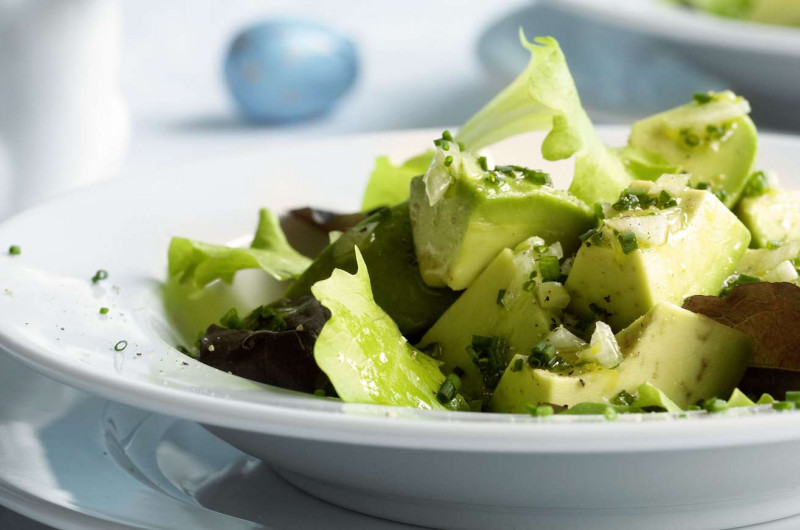 Salade d’avocats en vinaigrette au citron