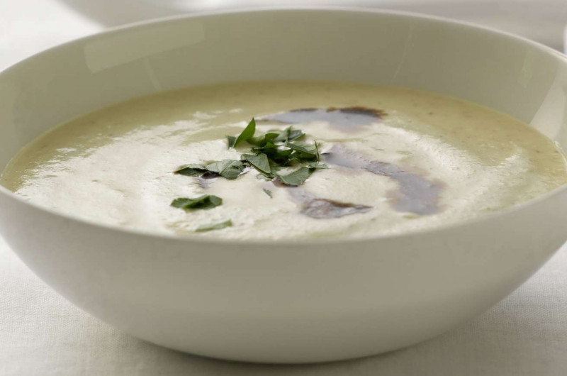 Velouté de céleri à la moutarde au vinaigre balsamique