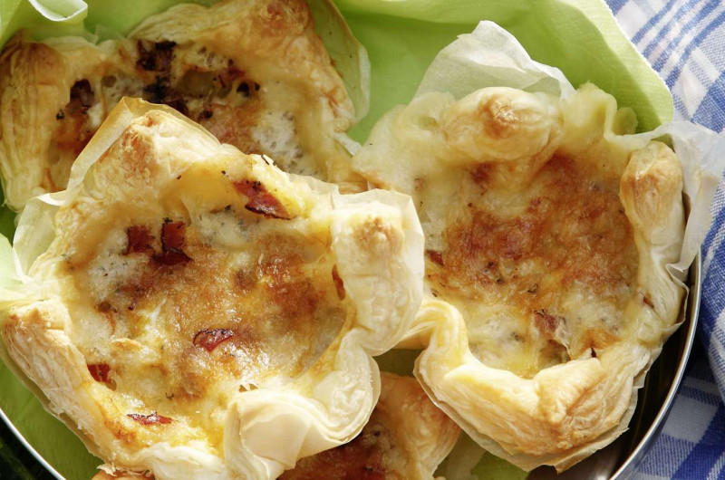 Ramequins au fromage et au lard