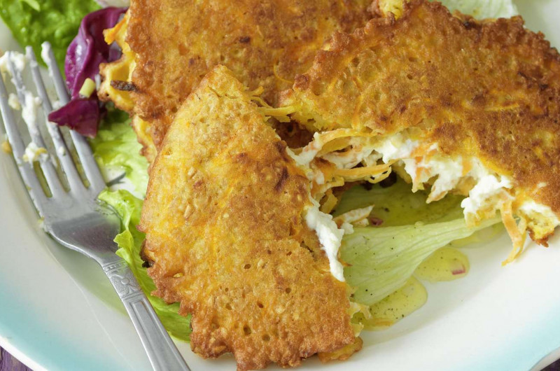 Galette aux carottes avec fromage frais