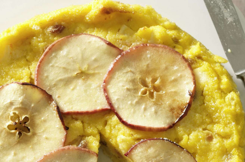 Gâteau de polenta à la pomme