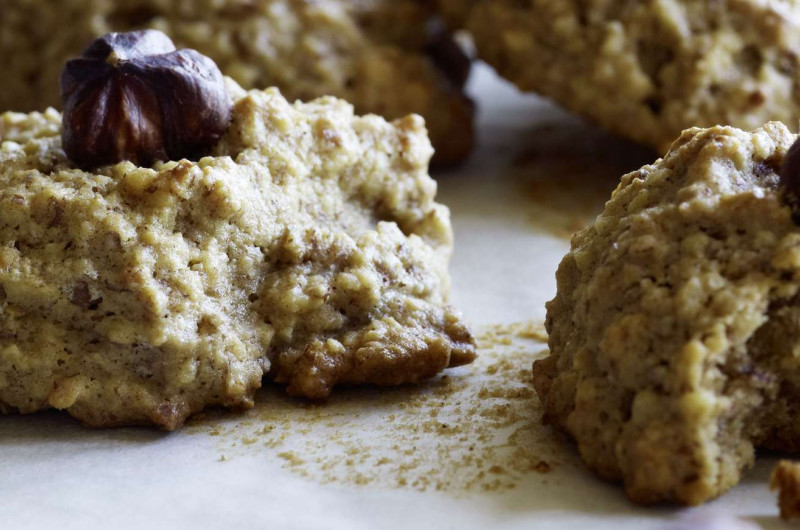 Macarons aux noisettes et à la cannelle