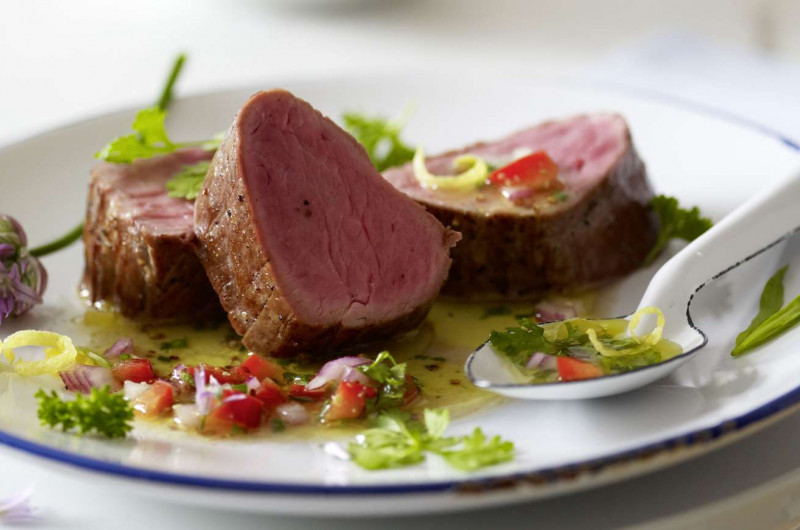 Médaillons de porc et vinaigrette aux herbes