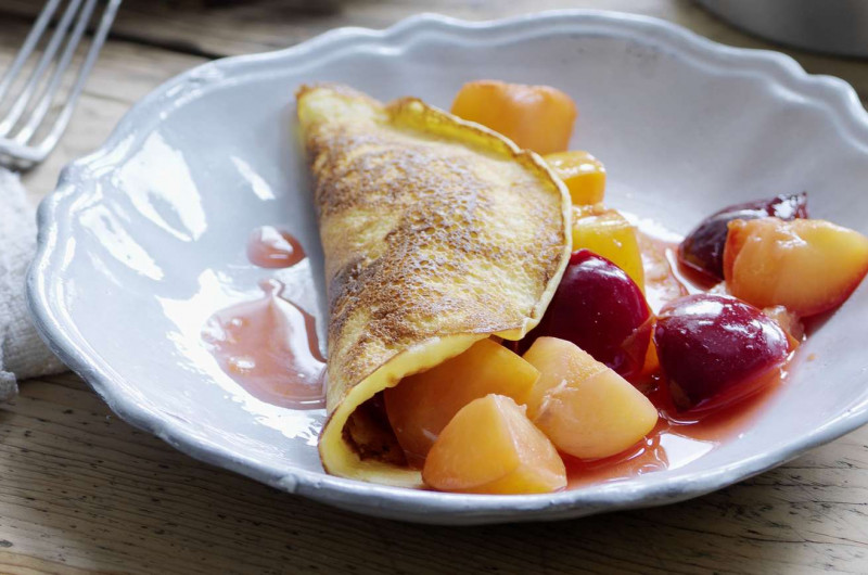 Crêpes fourrées à la compote de prunes