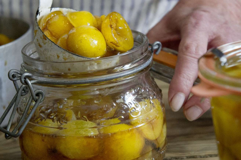 Mirabelles au rhum