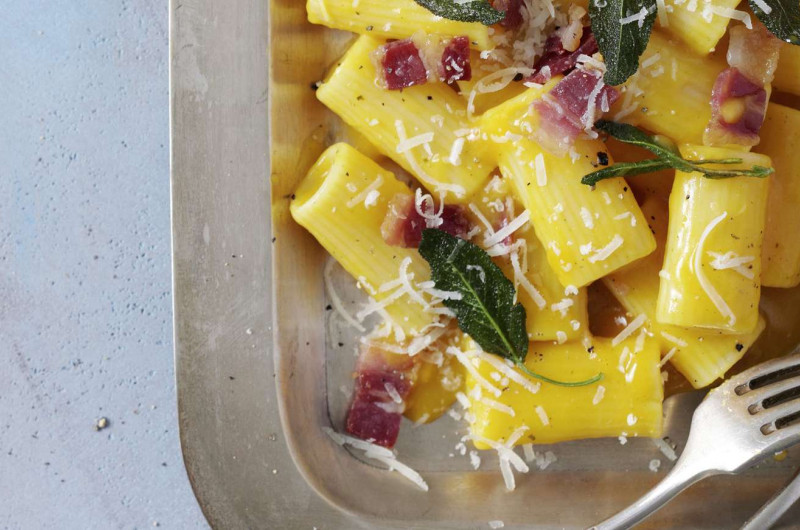 Rigatoni avec courge à la carbonara