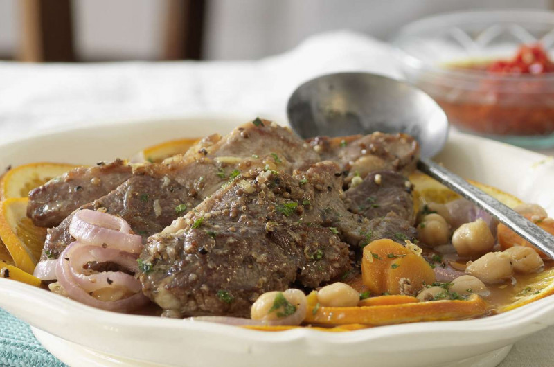 Agneau braisé aux oranges et aux carottes