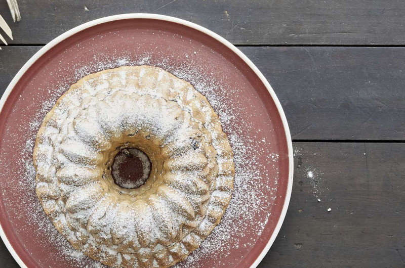 Gâteau aux pommes de terre avec canneberges et cannelle