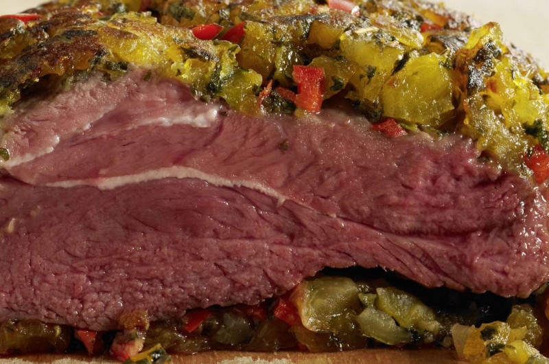 Quasi d’agneau en manteau d’abricots à la menthe