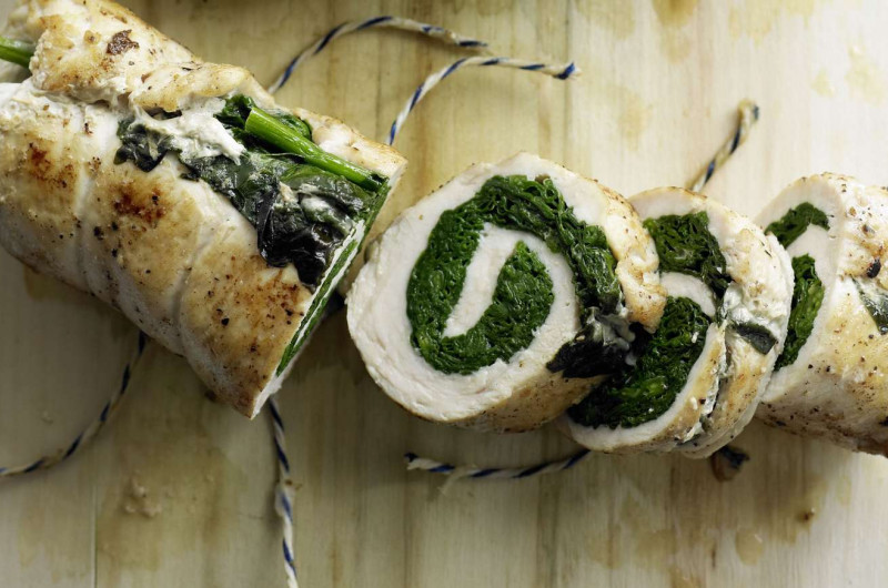 Roulade de poulet aux épinards