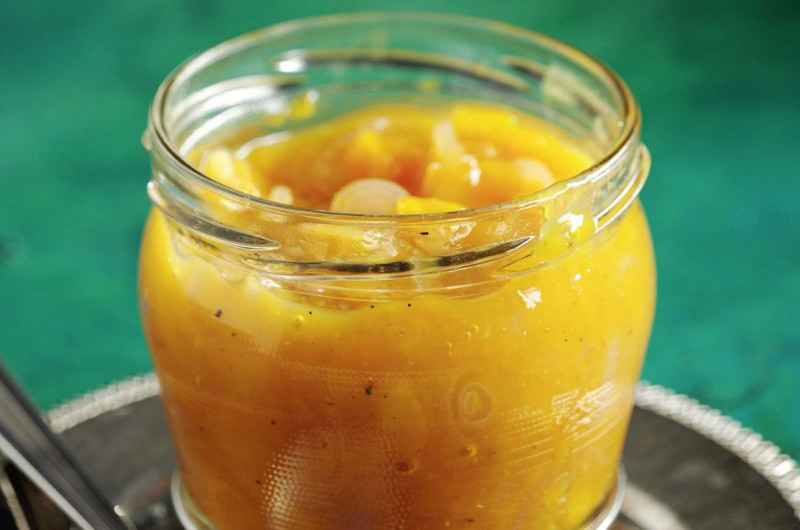 Chutney de mangue aux oignons
