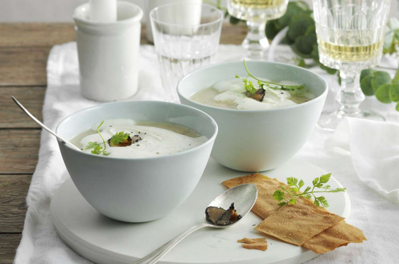 Velouté de chou-fleur à la truffe