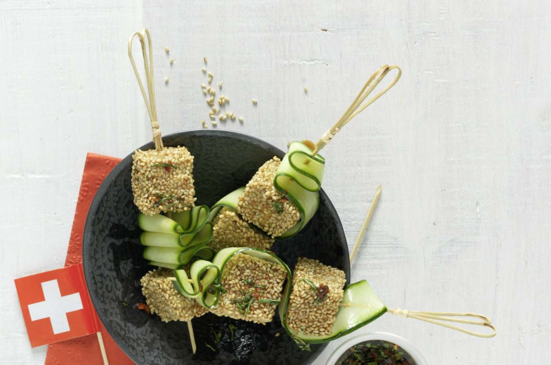 Croustillants de tofu au sésame avec sauce soja-gingembre