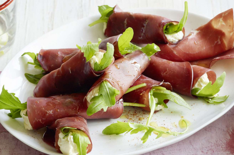 Rouleaux de bresaola farcis de fromage frais au citron