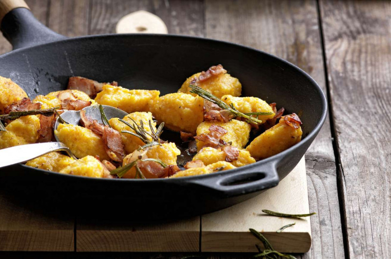 Gnocchi de courge avec lardons au romarin