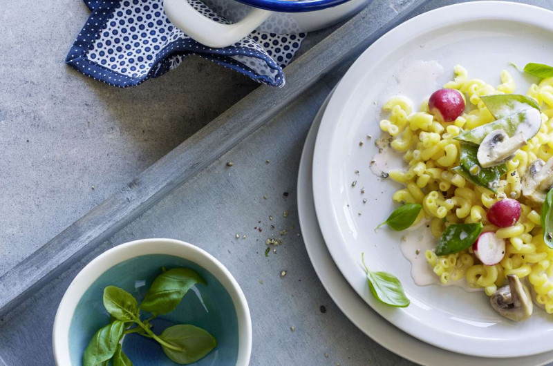 Cornettes avec ragoût de petits légumes
