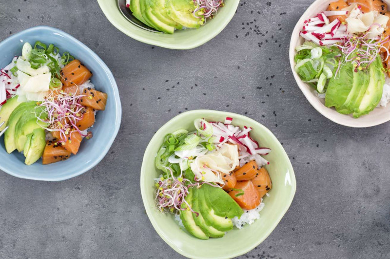 Poke bowl à l'avocat