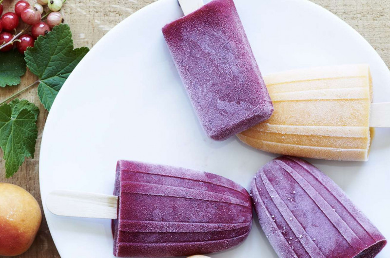 Bâton glacé au yogourt et abricots
